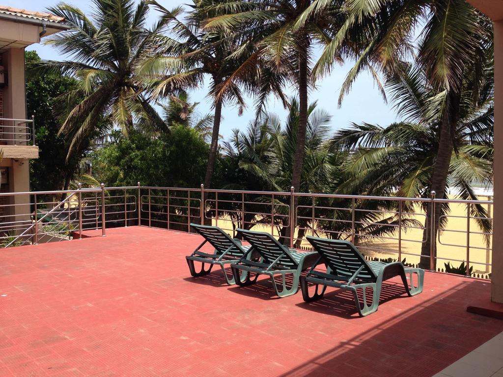 Oasis Beach Resort Негомбо Экстерьер фото