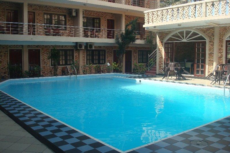 Oasis Beach Resort Негомбо Экстерьер фото